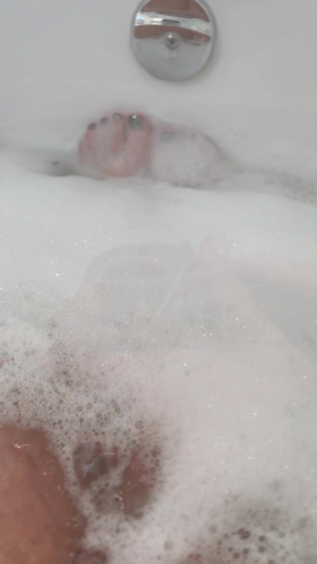 @Crafted bath & body