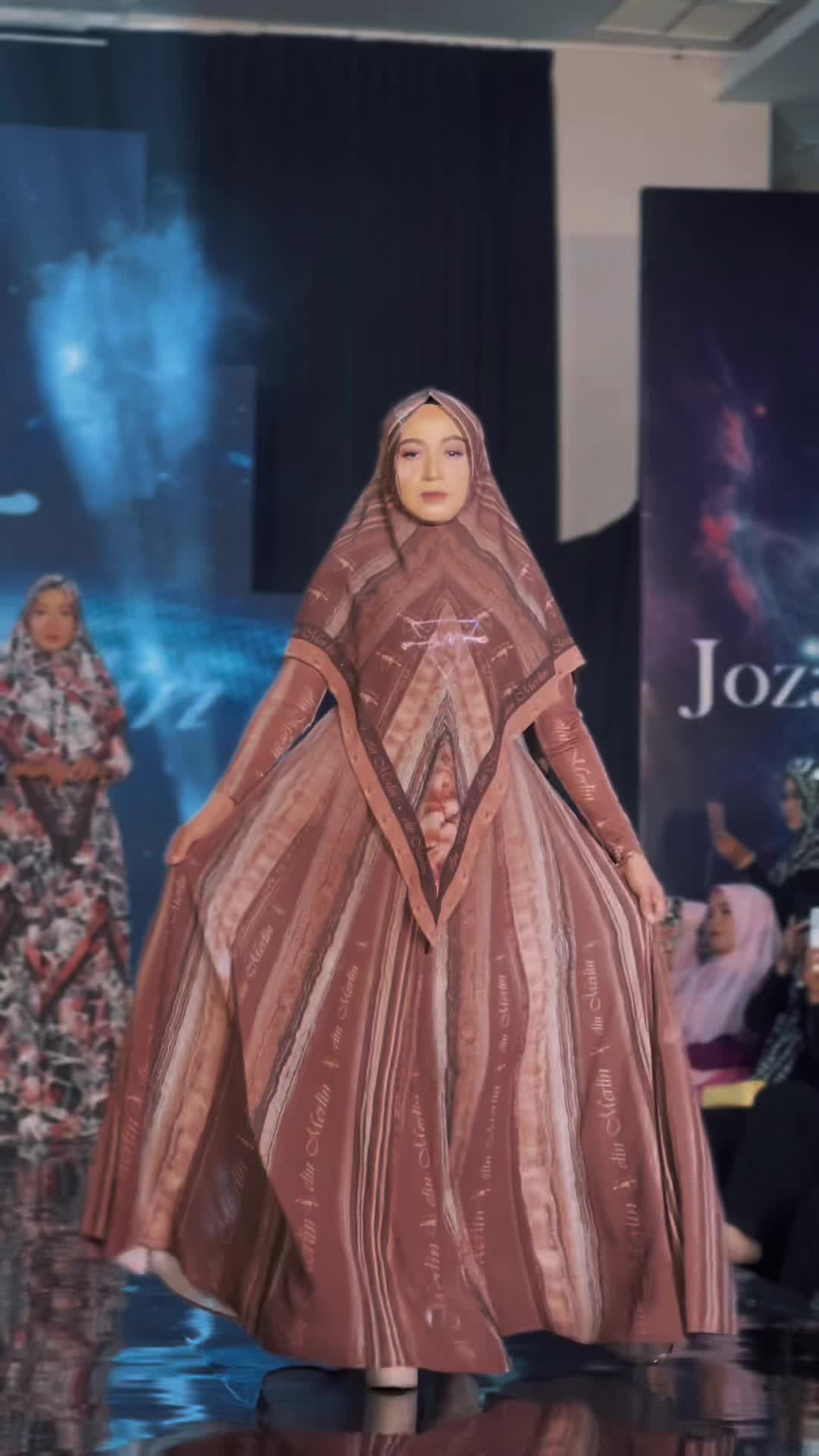 @Neyashari😇