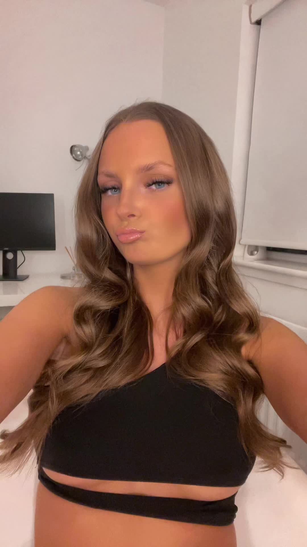 @sophieaitkenxxx