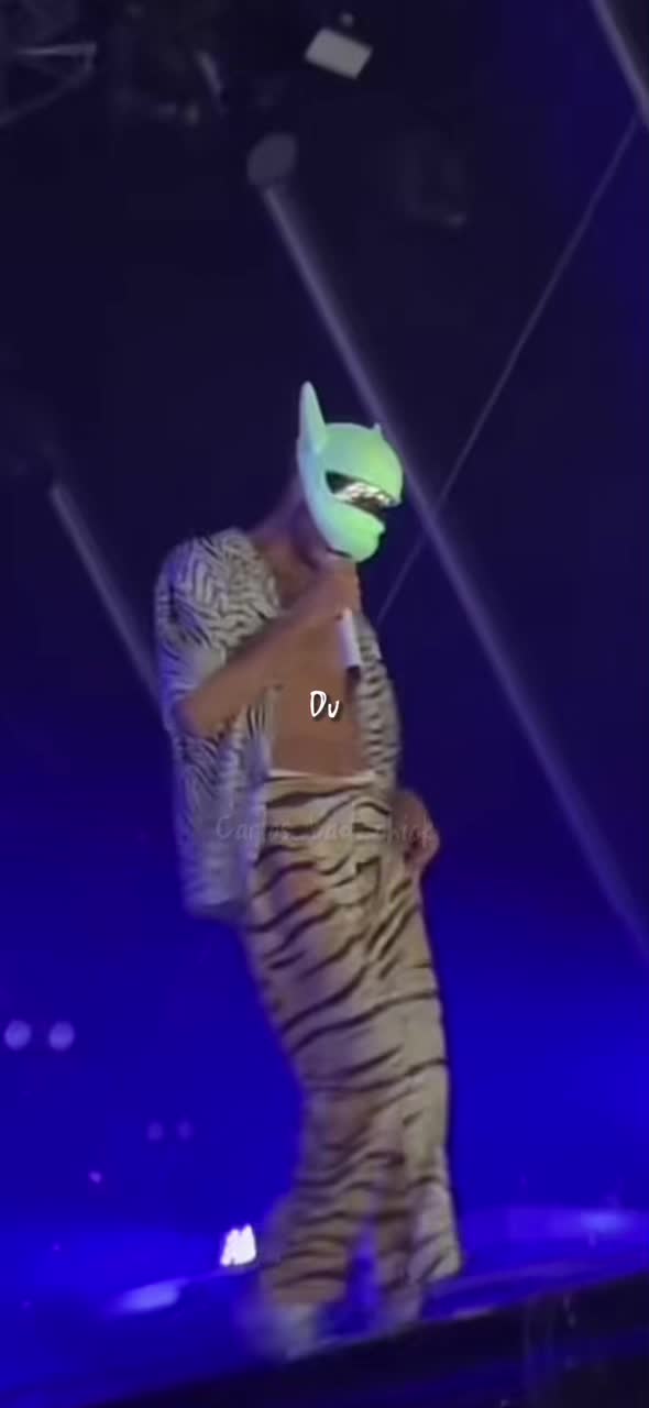 @𝙲𝚛𝚘&lsquo;𝚜 𝙱𝚊𝚍 𝙲𝚑𝚒𝚌𝚔