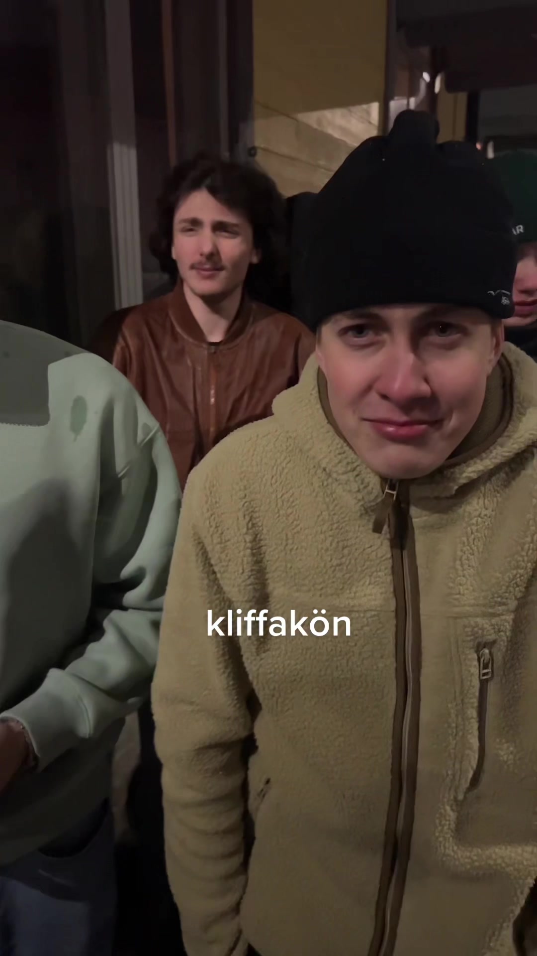 @Elin