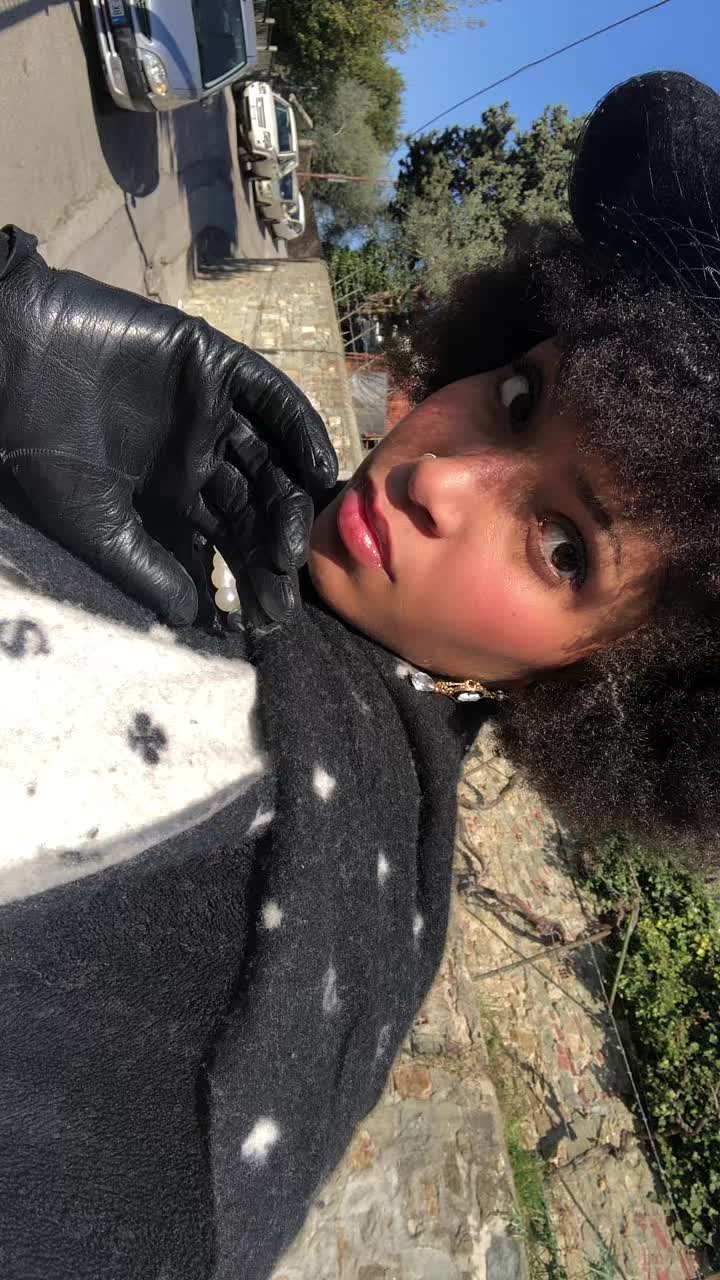 @Luna Maracci