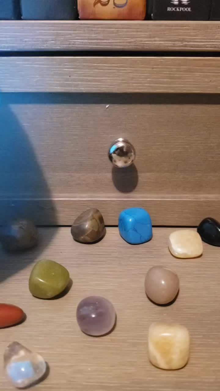 @Butterflymoontarot888