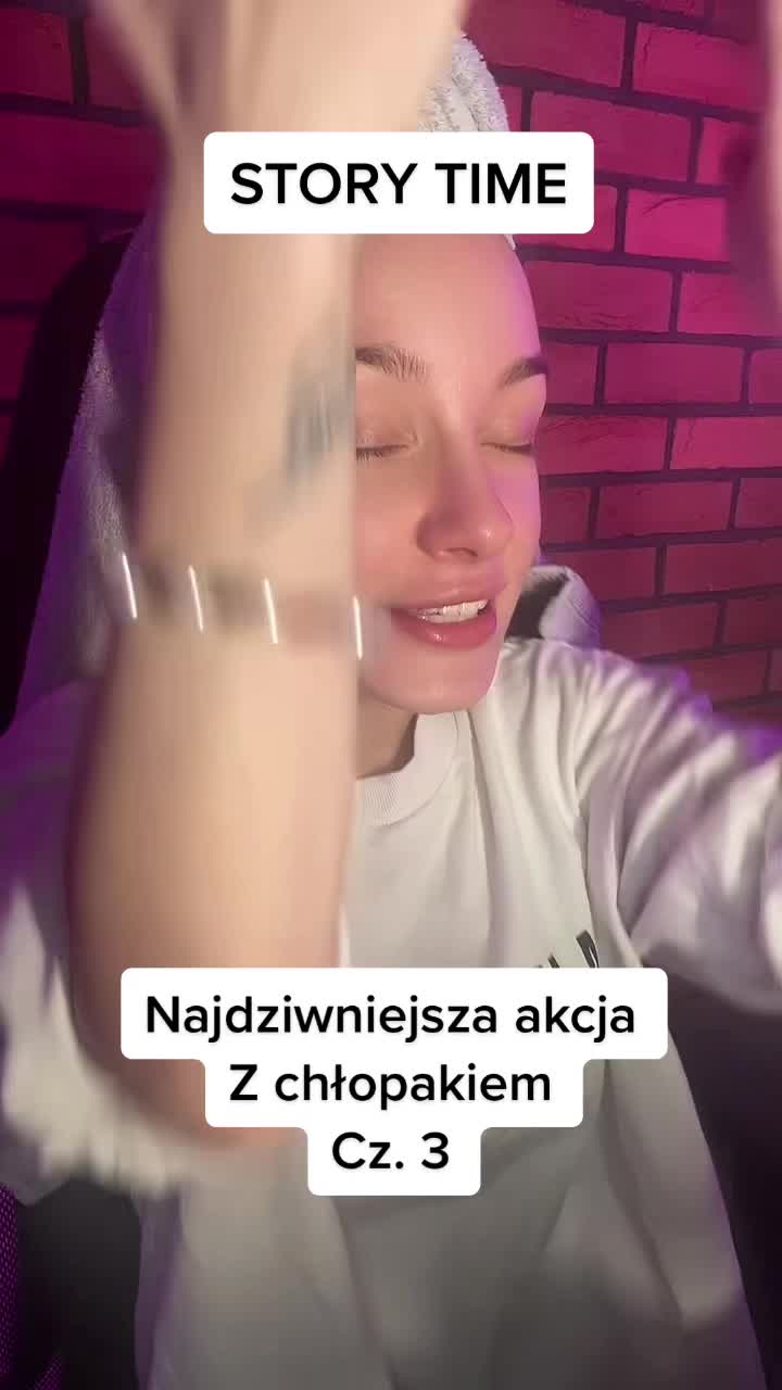 @adriannaskon