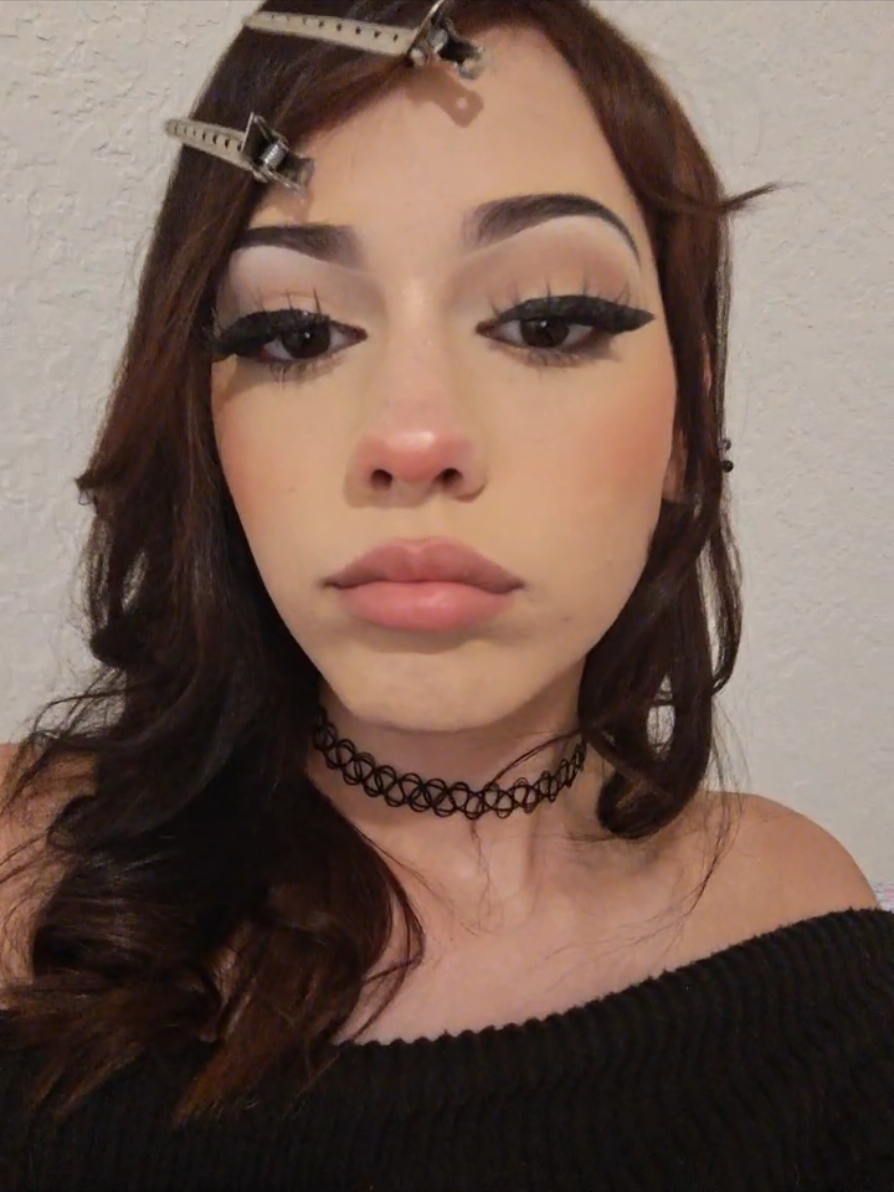 @🤥