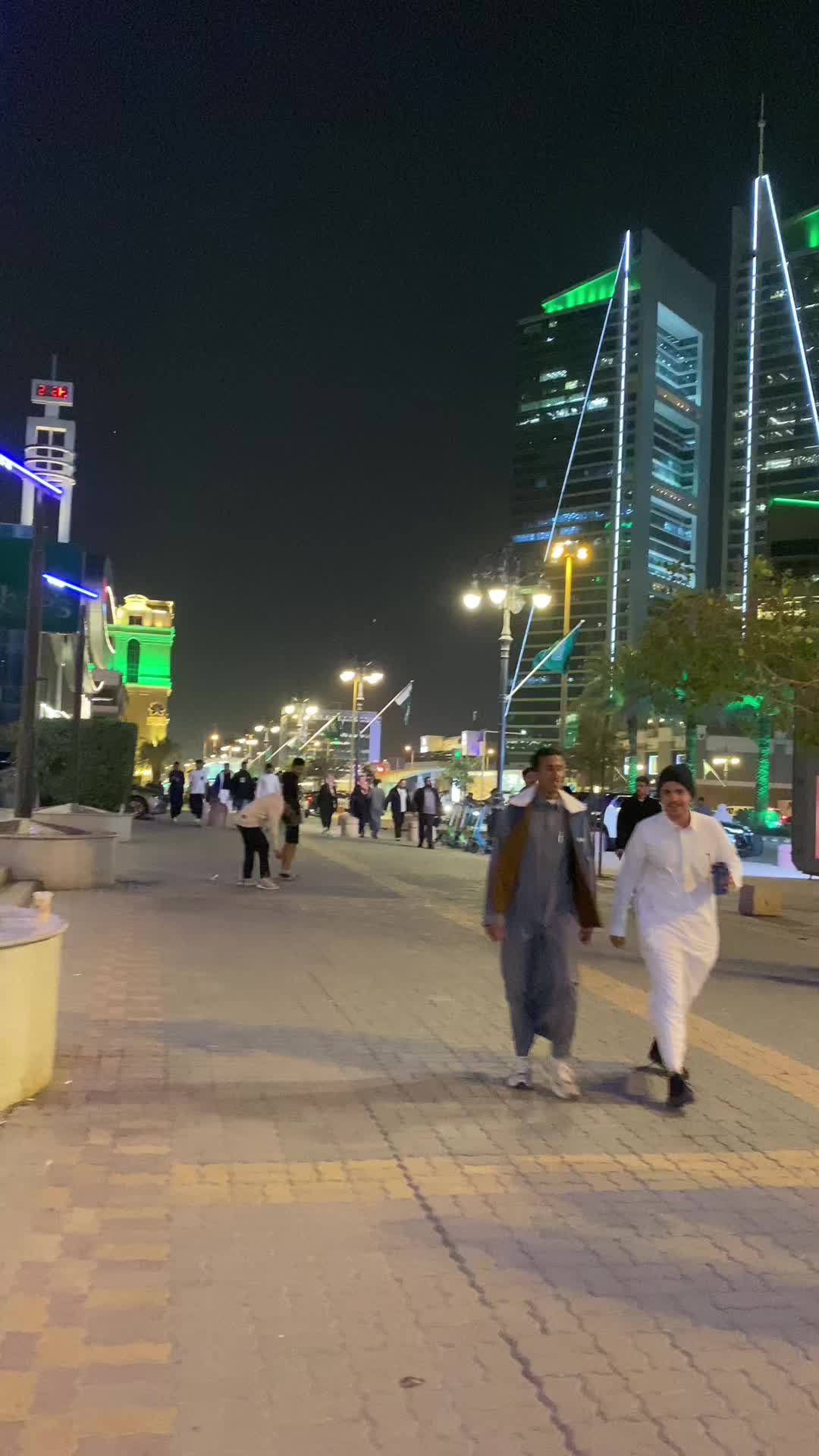 @راعي الرامبو🖤🖤