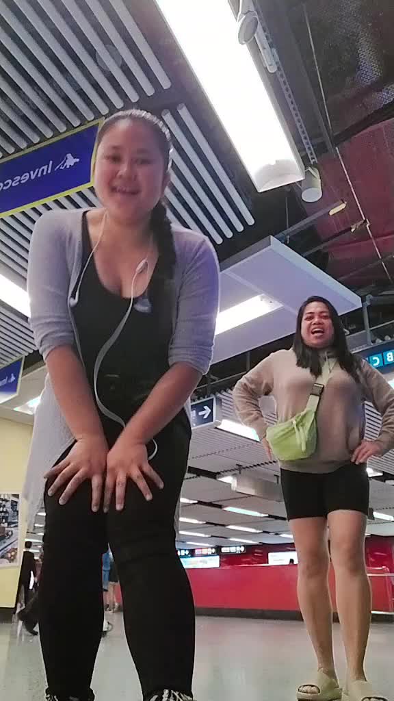 @babyghirl30🥀🇭🇰🌈🌺