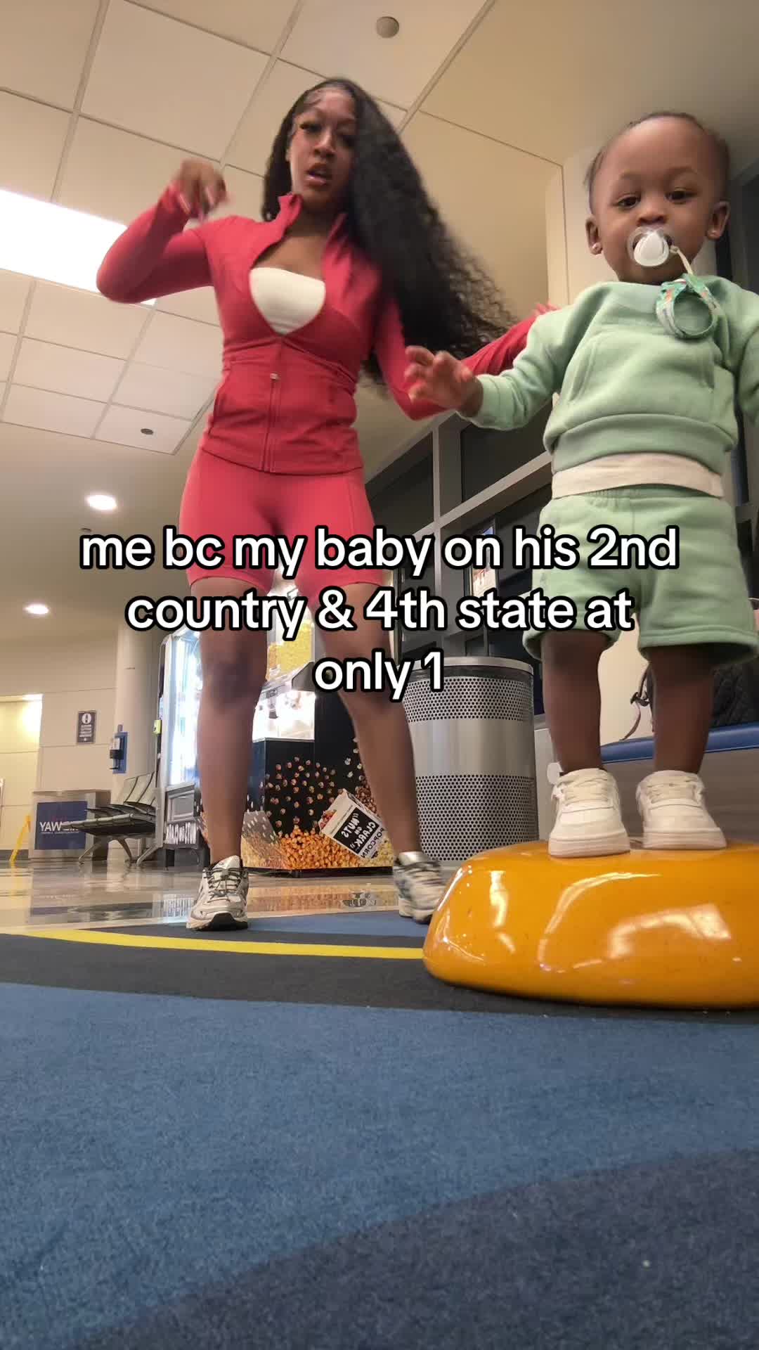 @Taniya Rae | SAHM 💇🏽&zwj;♀️🤱🏽