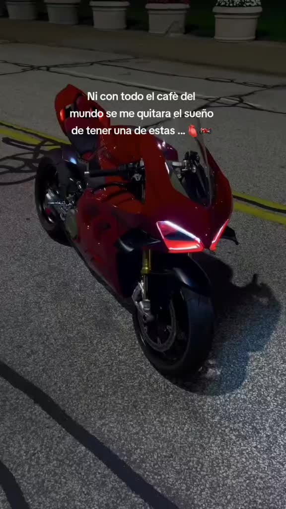 @100% BIKER 🔋🏍