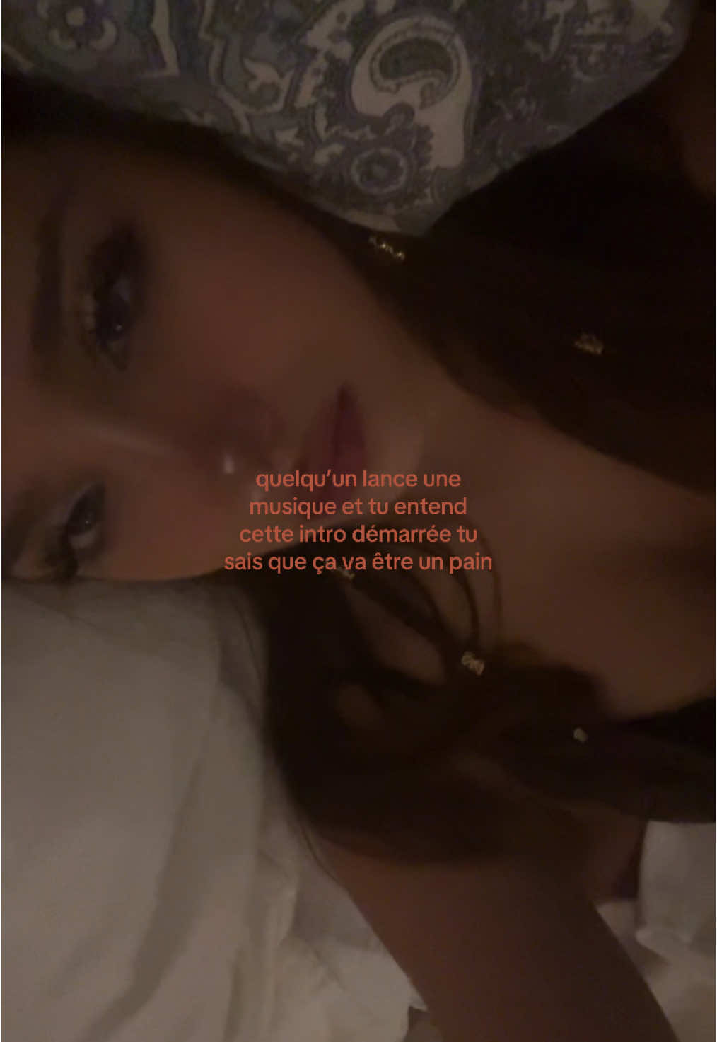 @𝑦𝑢𝑛𝑎