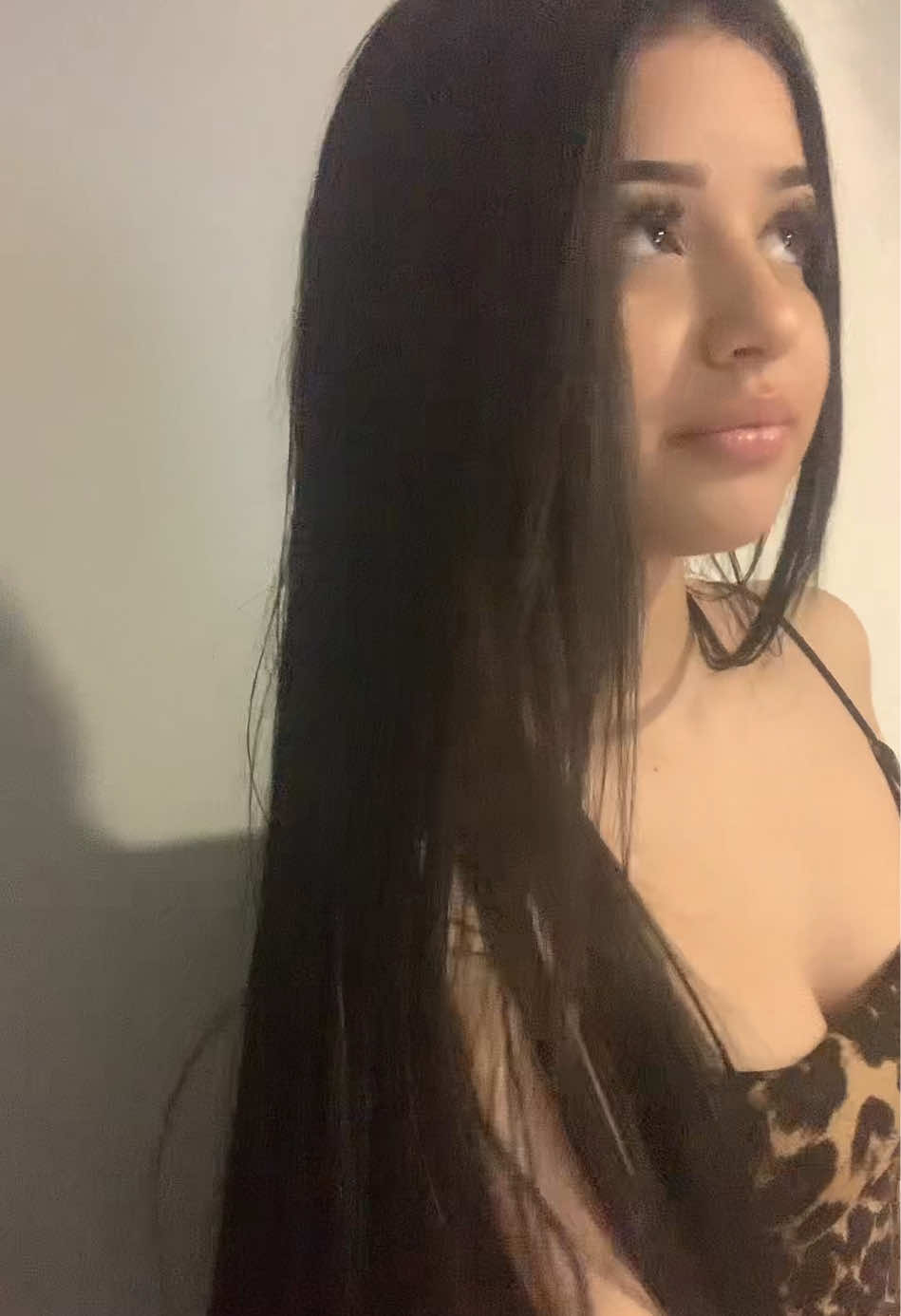 @𝐕