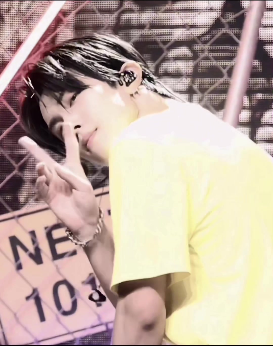 @lou 𓍢ִ໋ ⋆