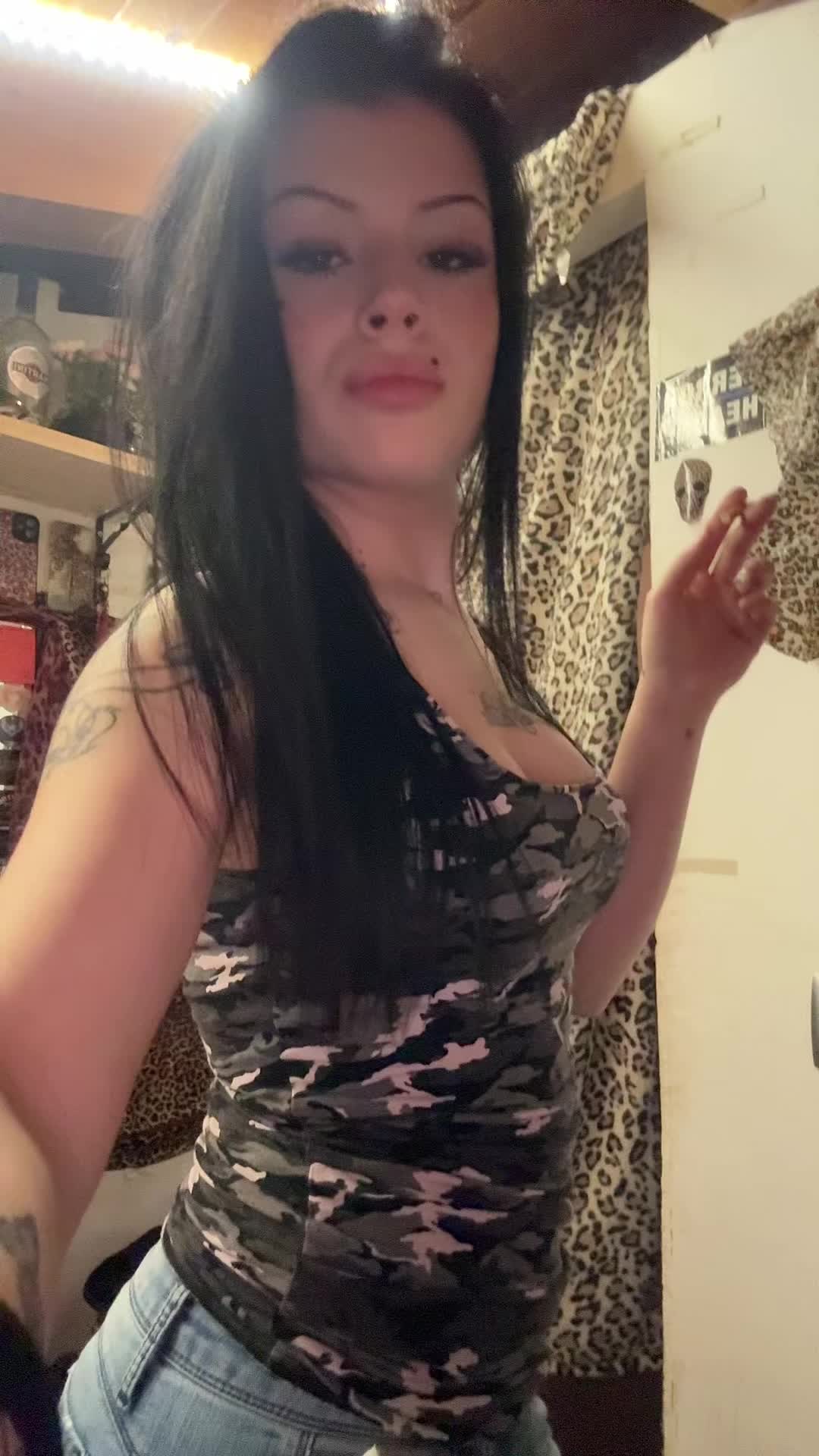 @N4yyy
