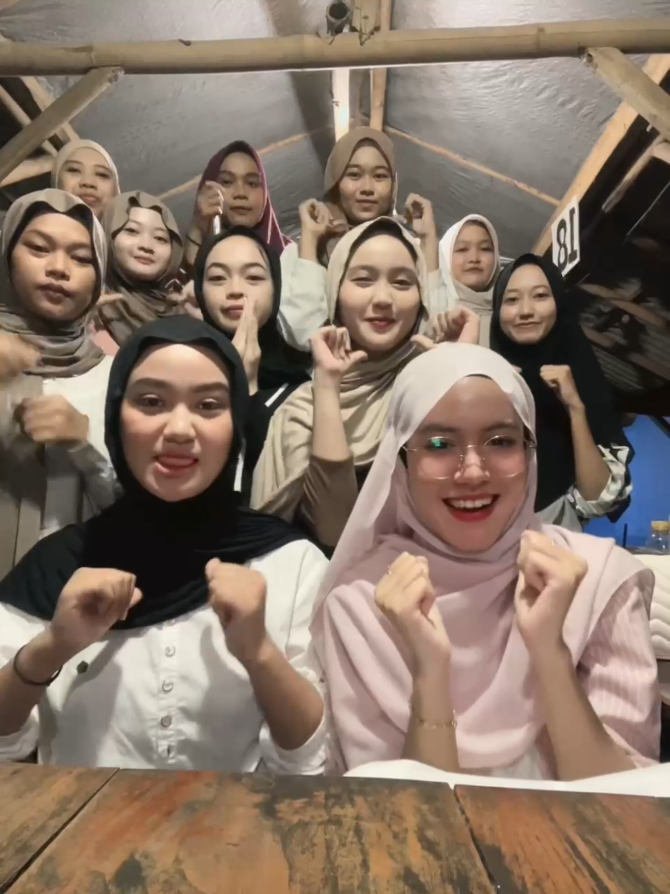 @XII IPS 2