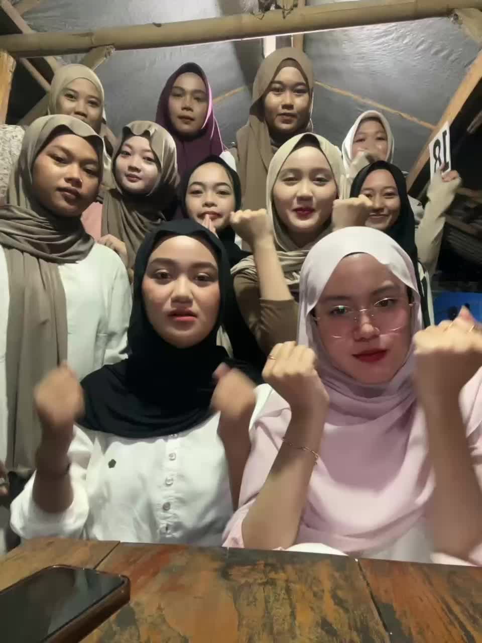 @XII IPS 2