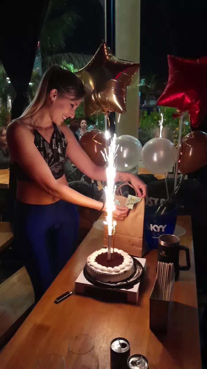 @ayelengimenez
