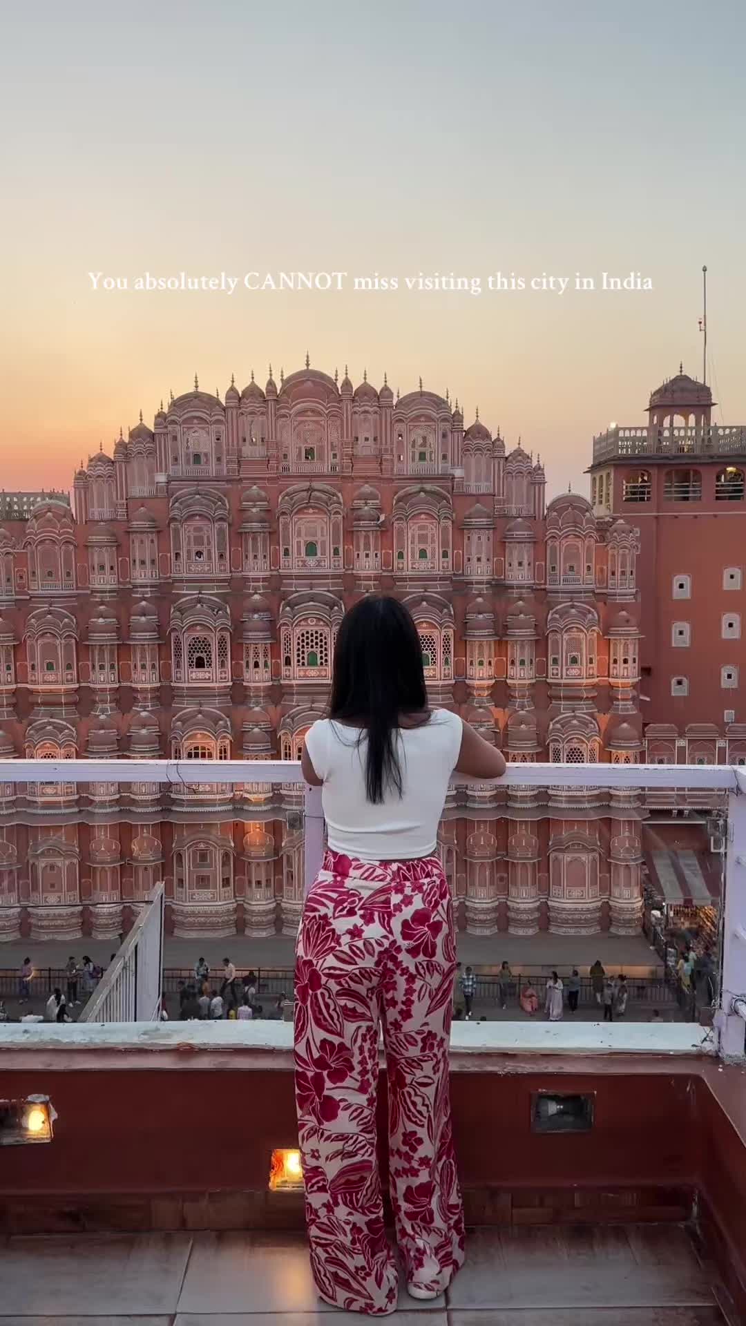 @lecuratedtravel