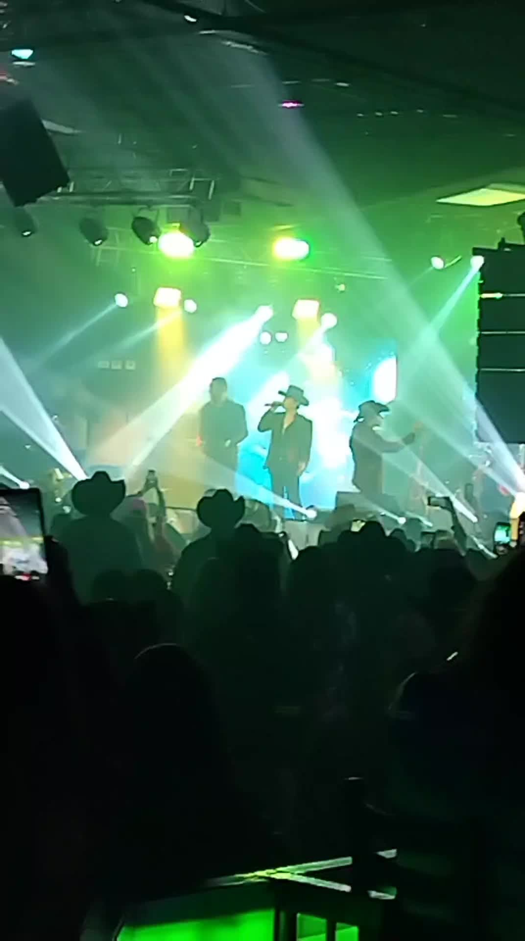 @Mart&iacute;n1982