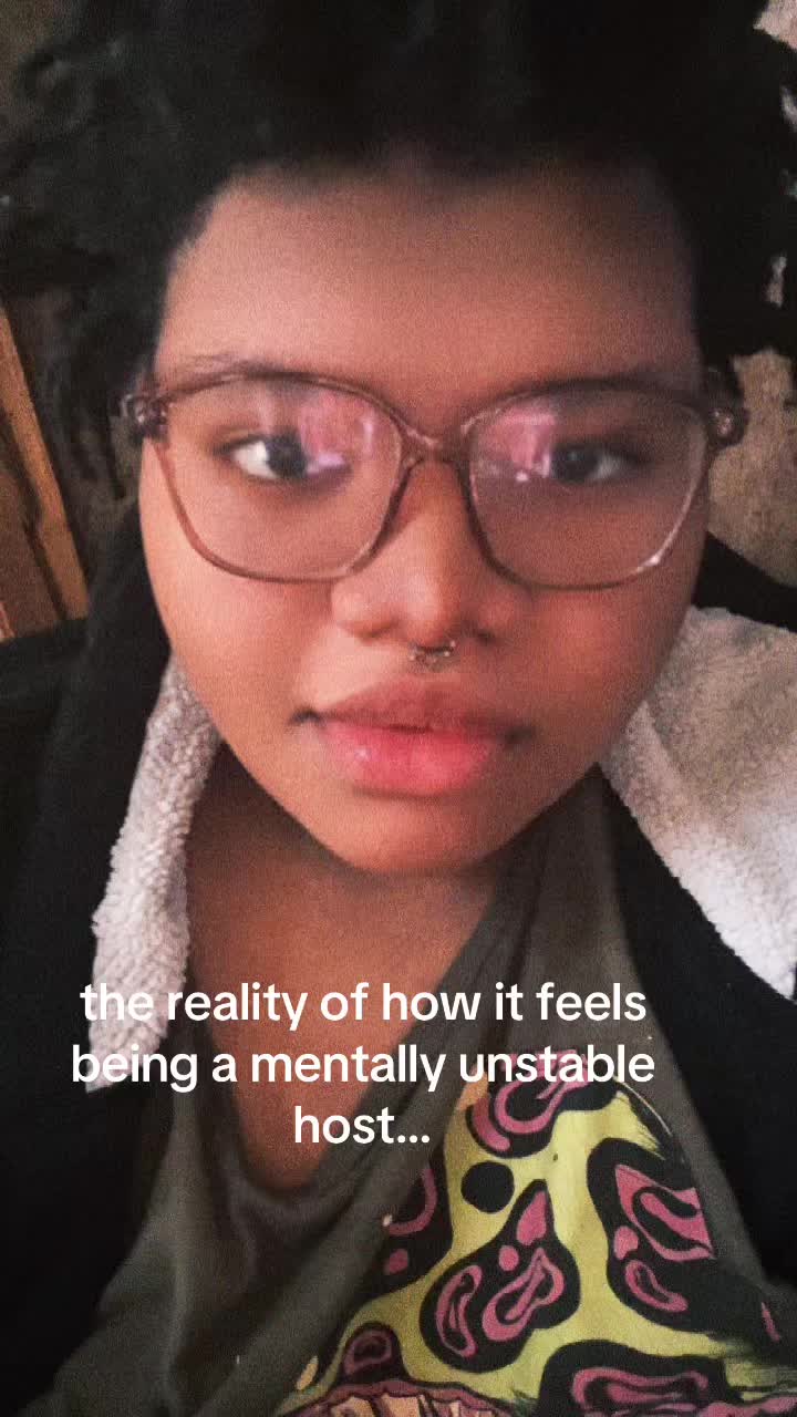 @️