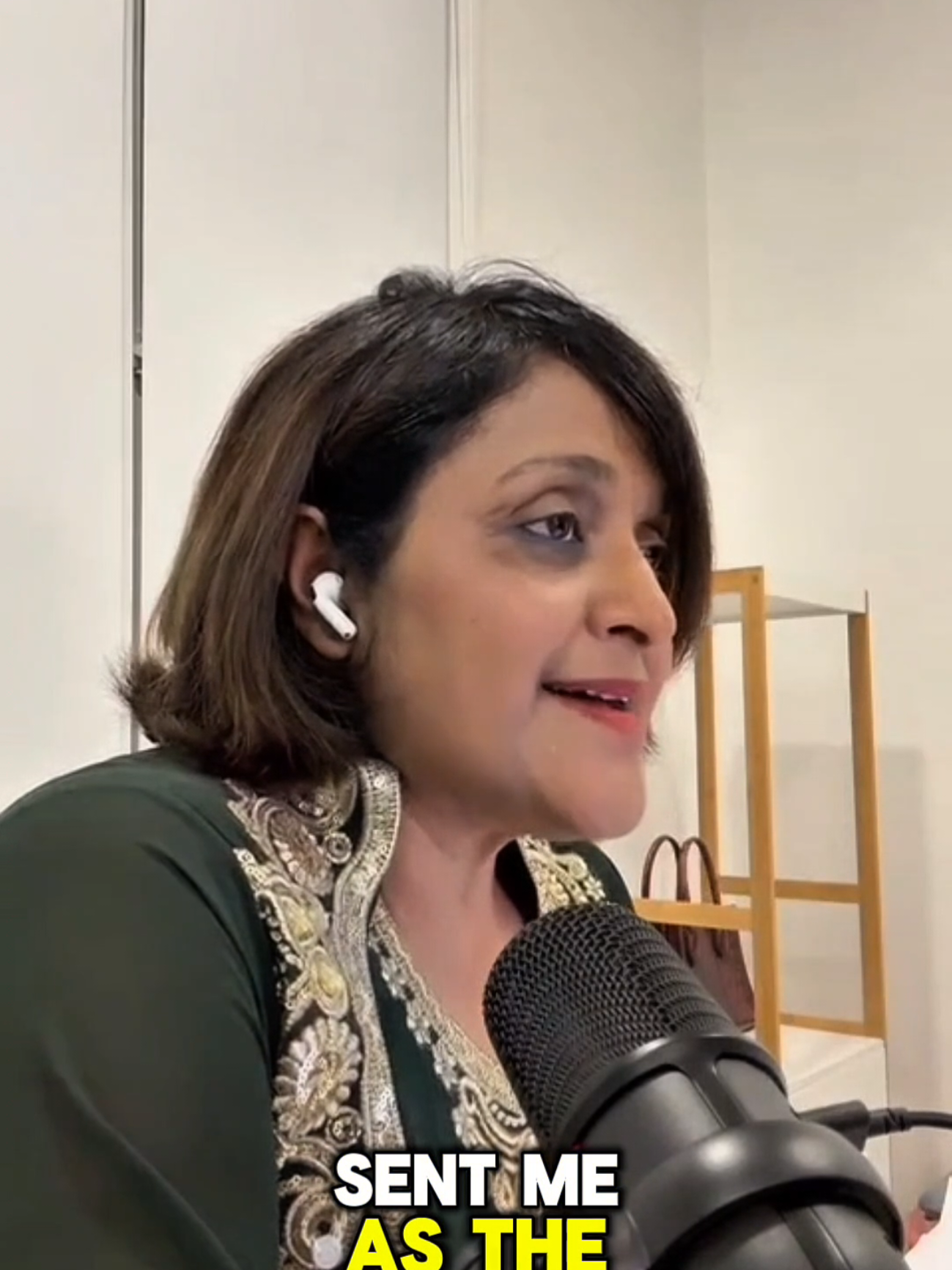 @Dunya Maumoon