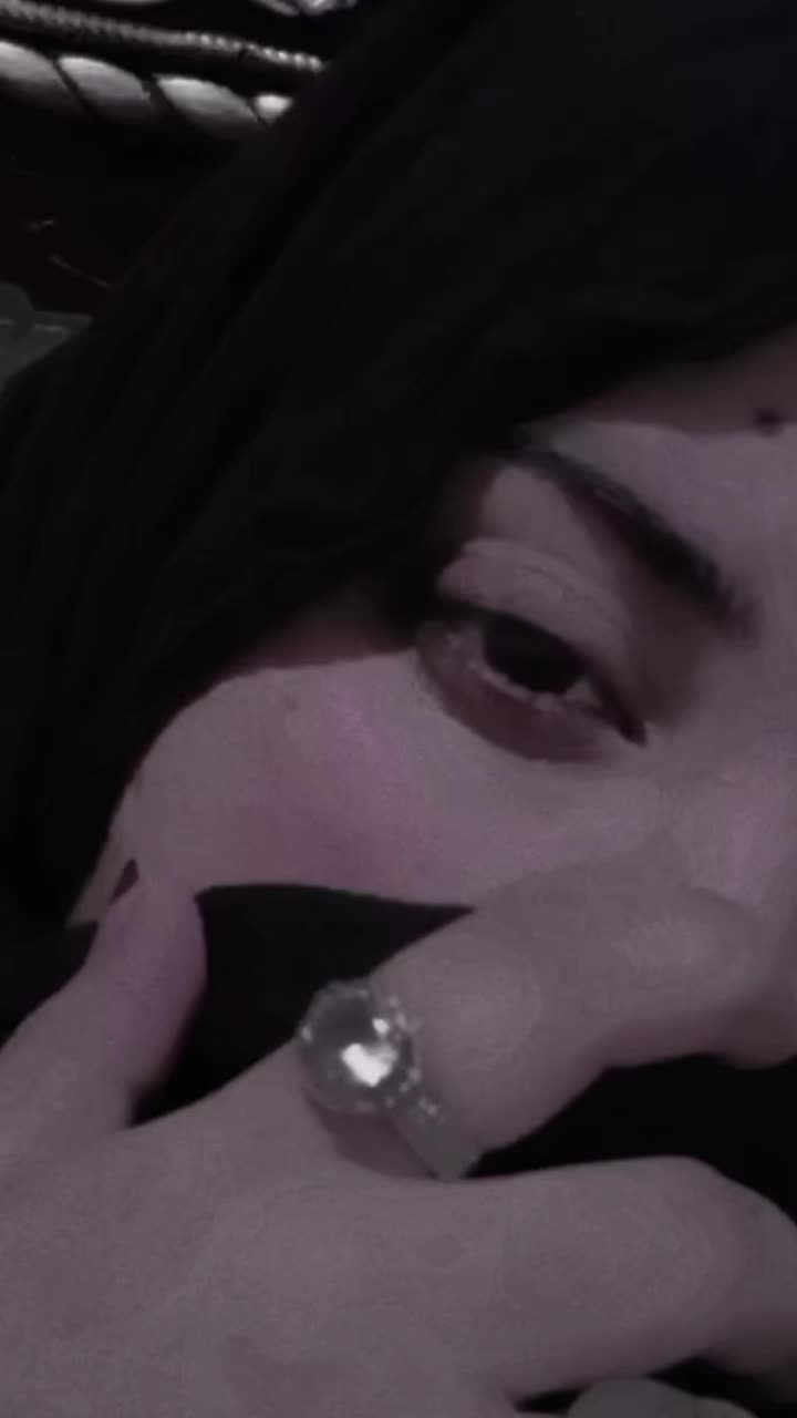 @𓆩ملکہ𓆪👑