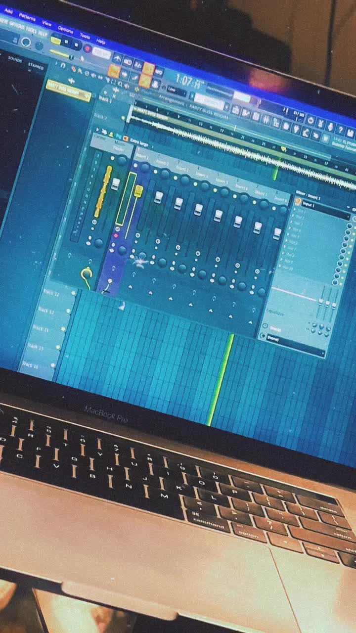 @IamWav