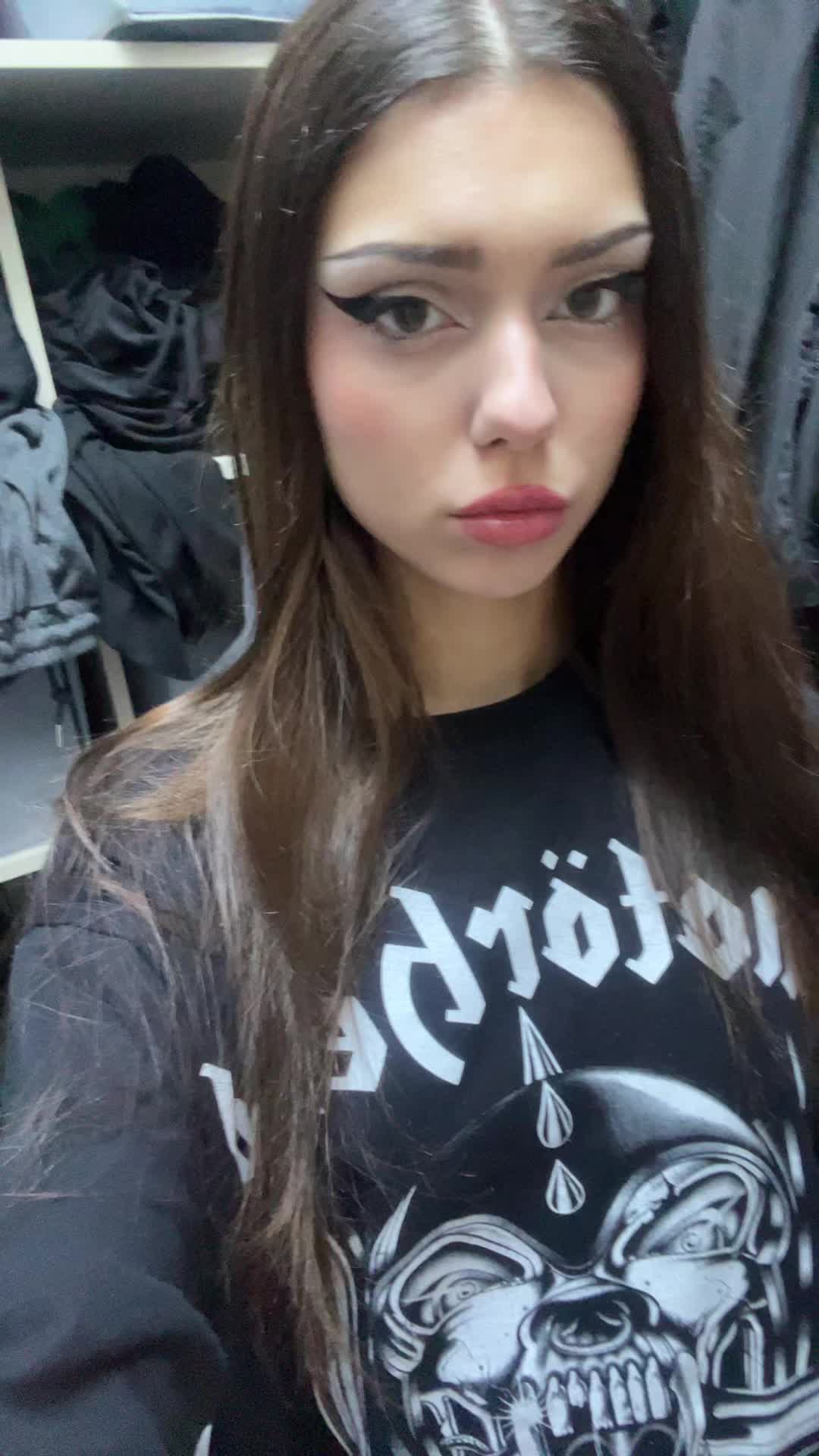@verinemorist