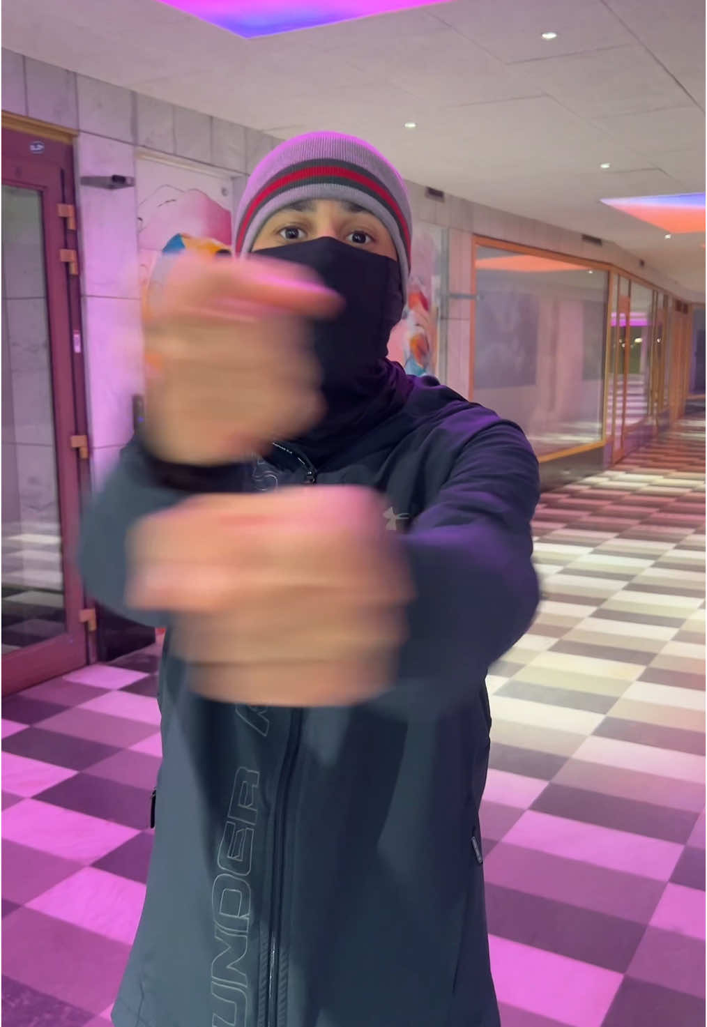 @LB