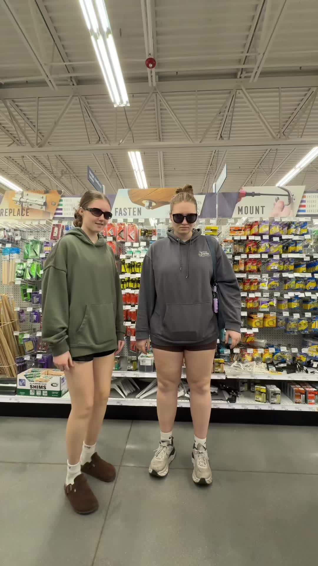 @lucyyandkeelyy