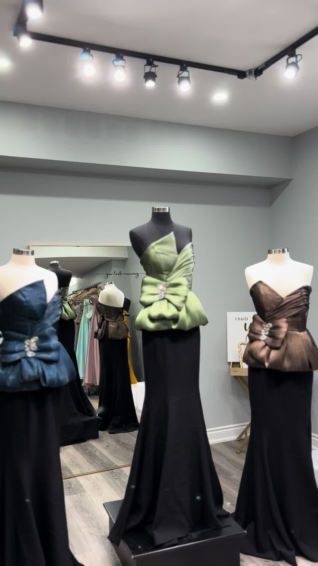 @Emerald Couture Dress Inc.
