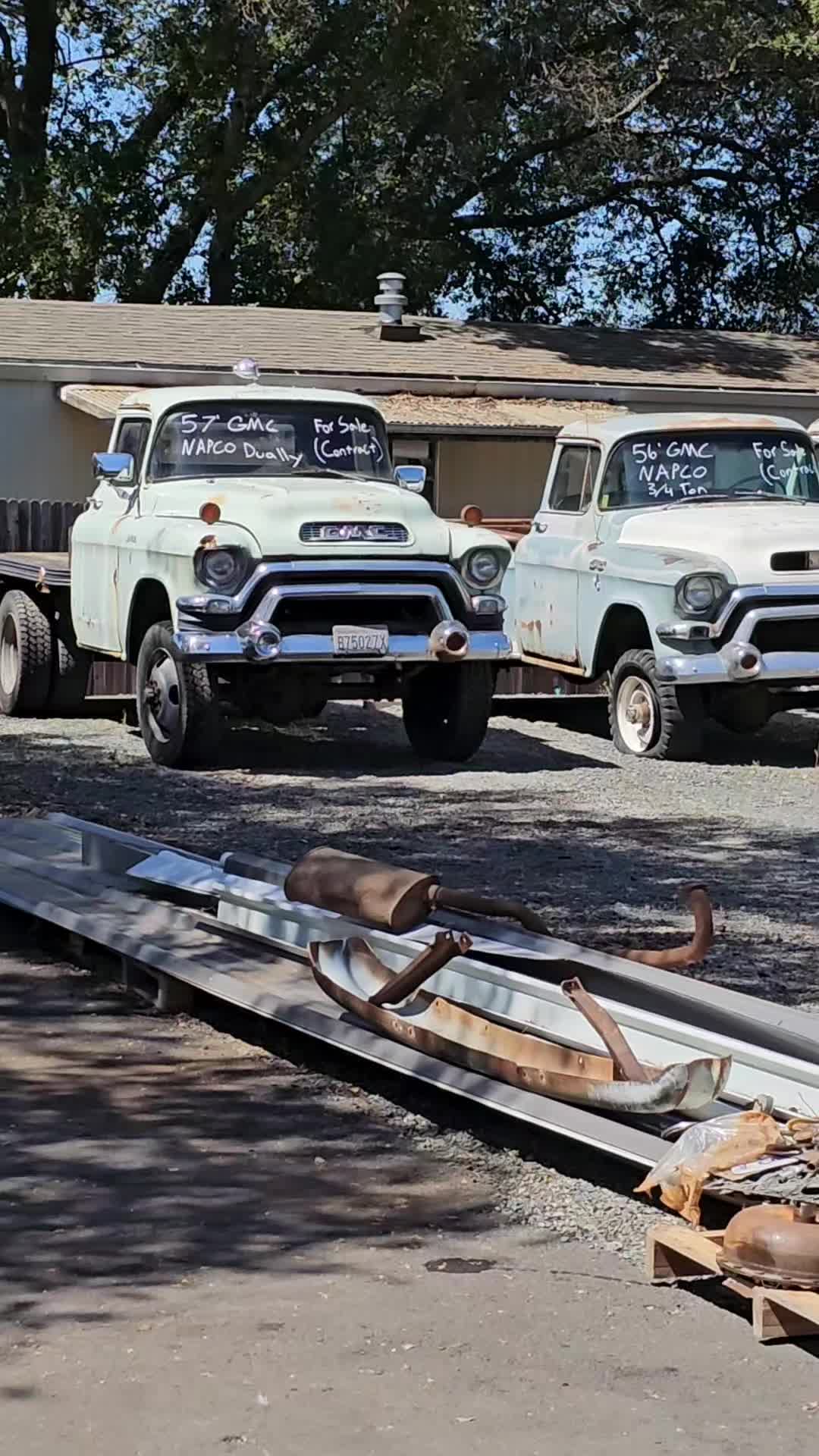 @Classic Cars & Trucks