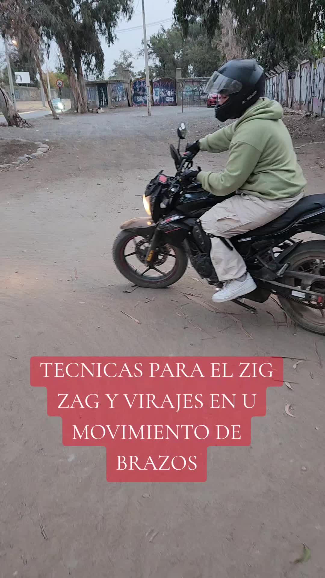 @CLASESDEMOTO.GIXXERMANIA