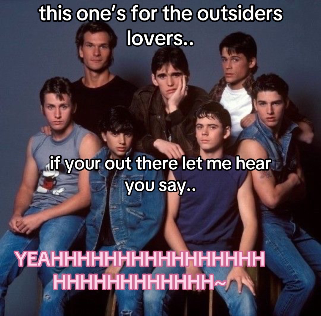 @The outsiders🌅