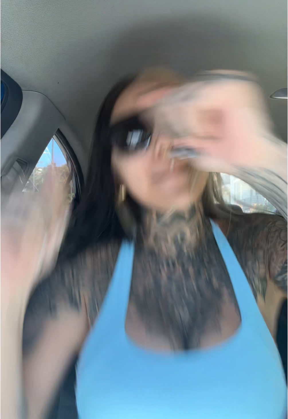@Split_tongue_bri