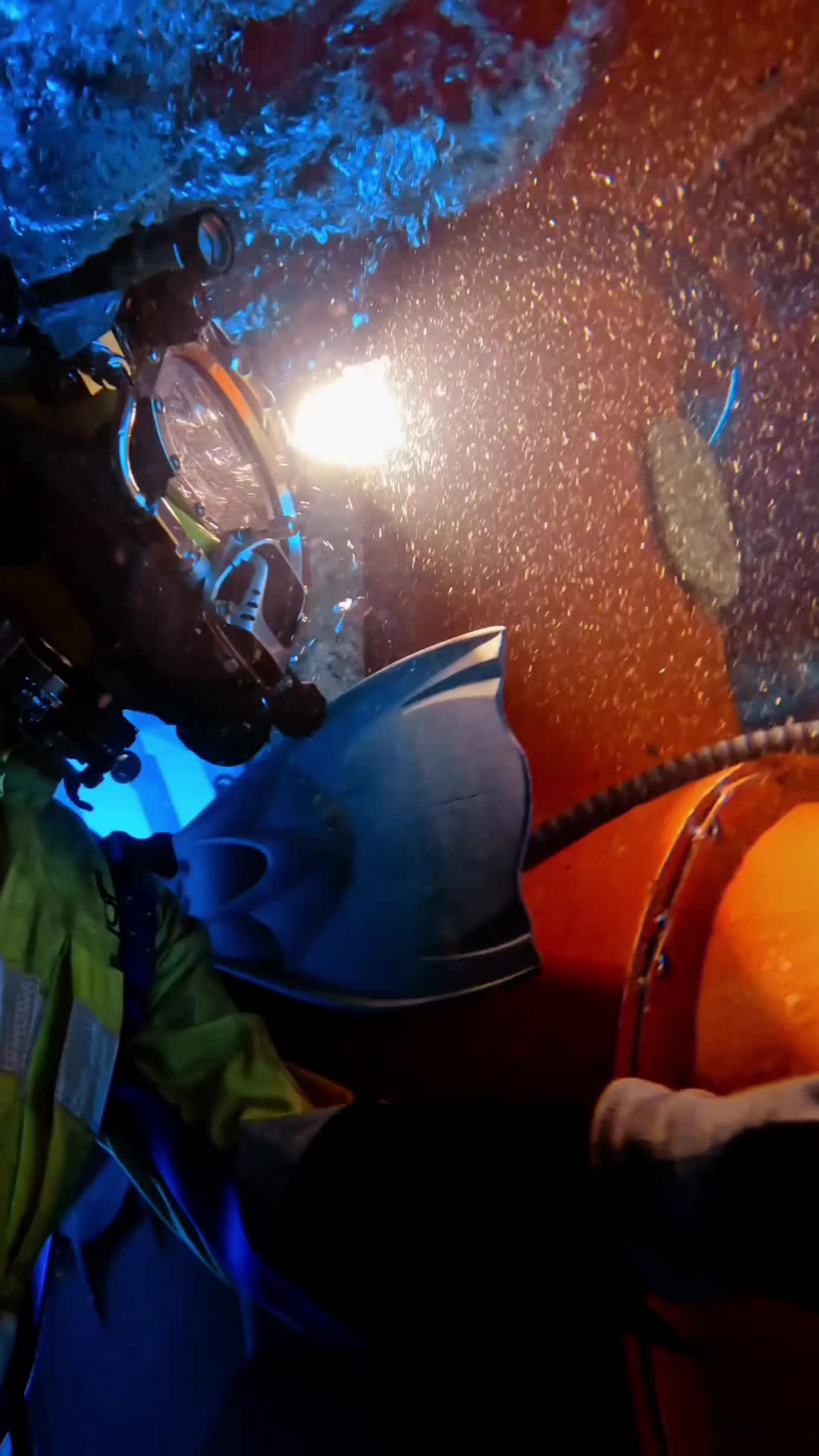 @auscomdiver