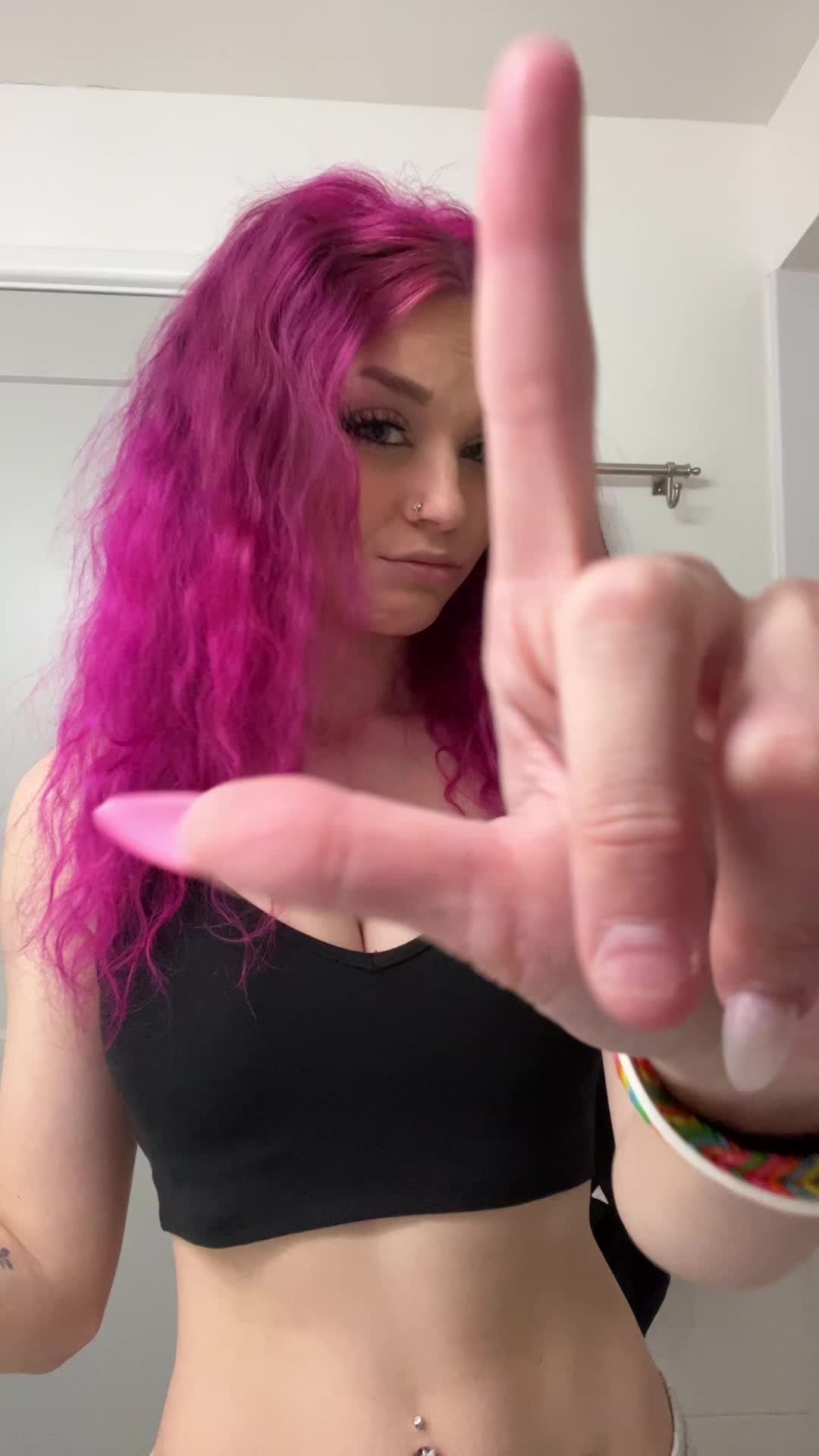 @hell0_kitty528