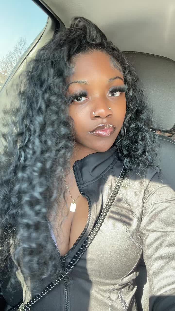 @Theyluvs_jayda🏳️&zwj;🌈