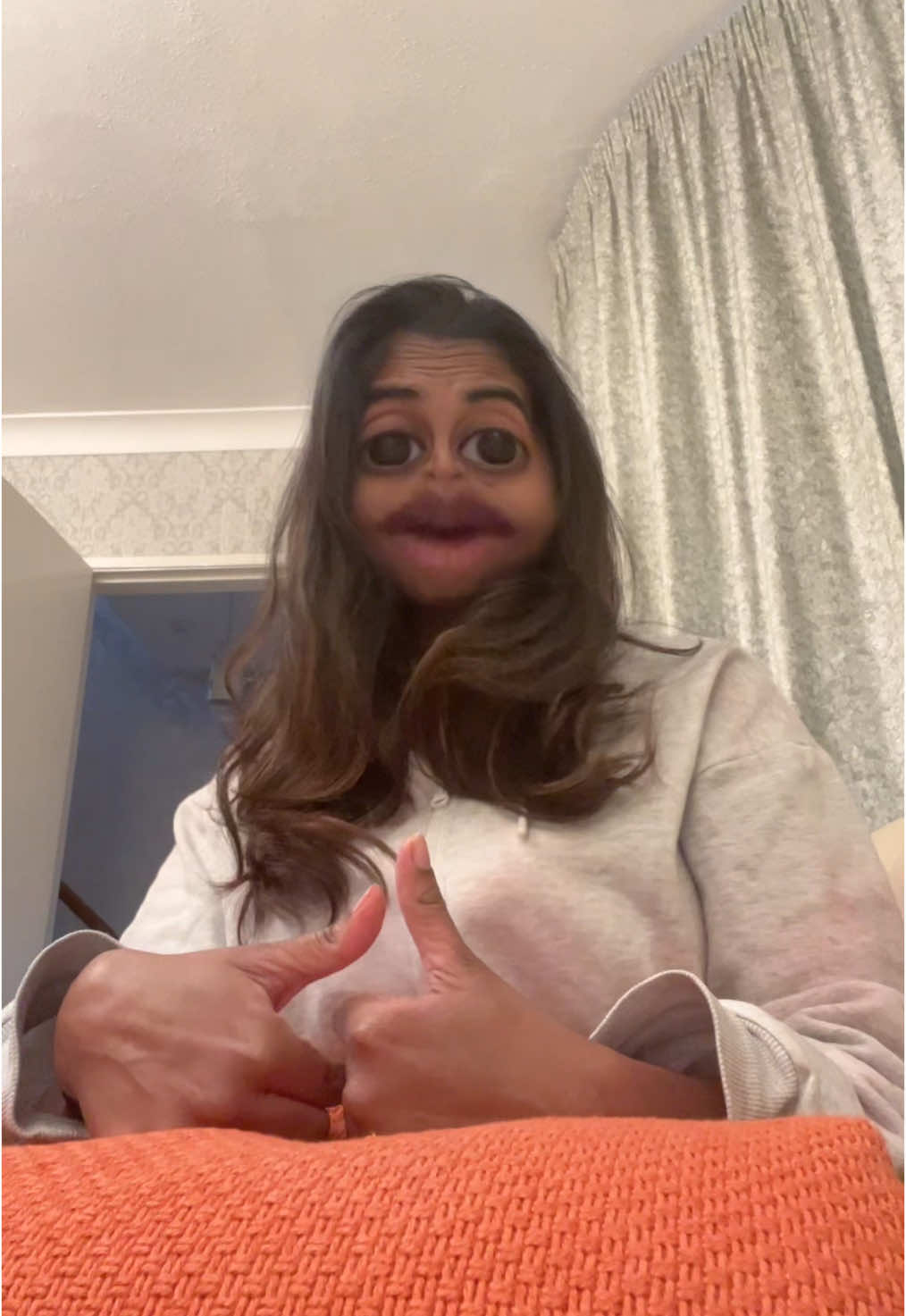 @ආදර චම්පා...