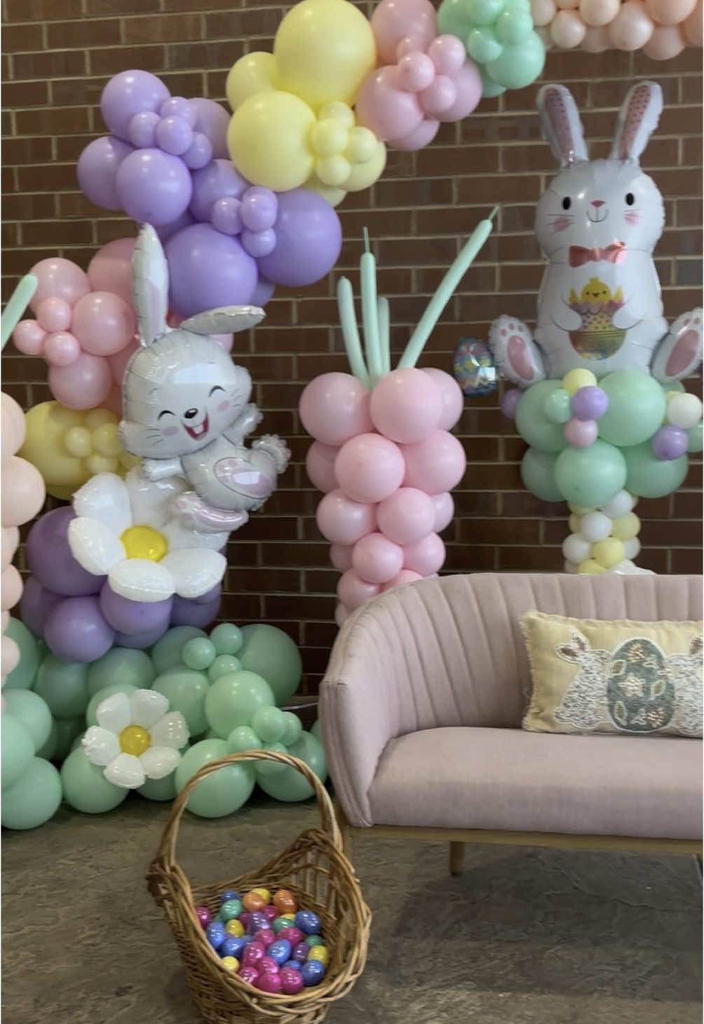 @BucksCountyBalloons
