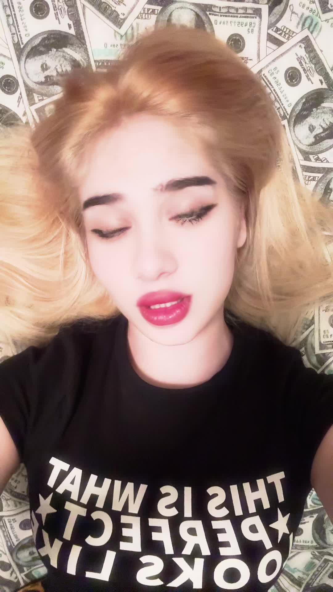 @malakrajabova
