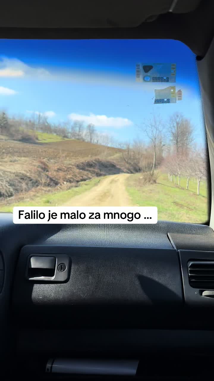 @сандра 🇷🇸