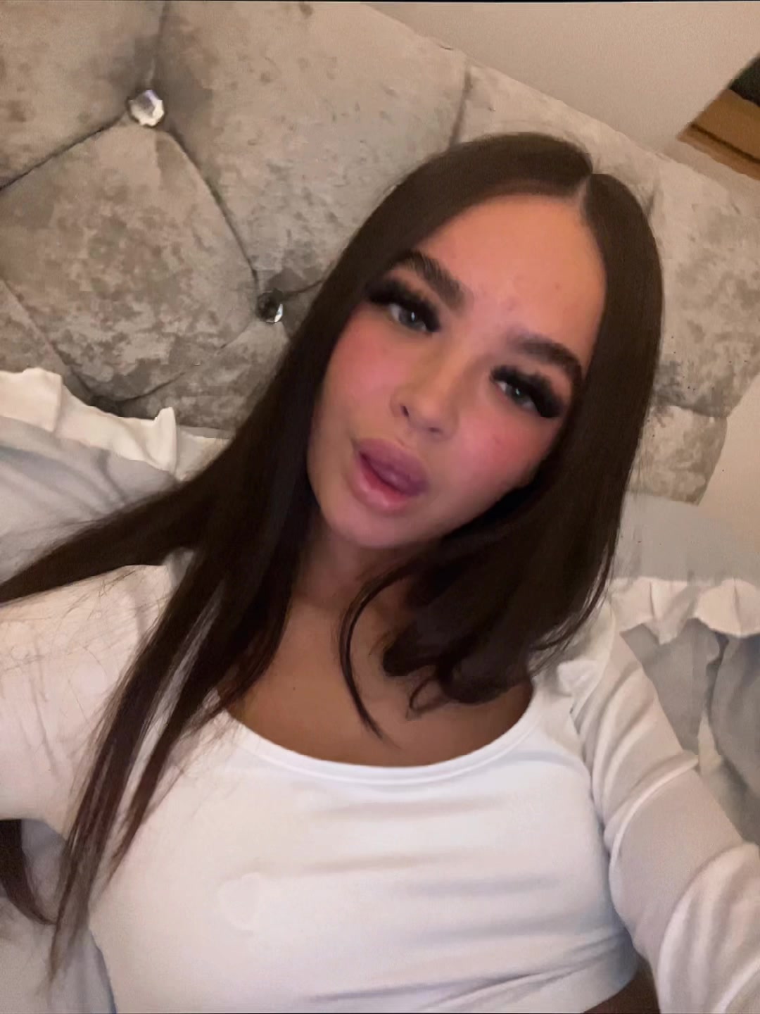 @️