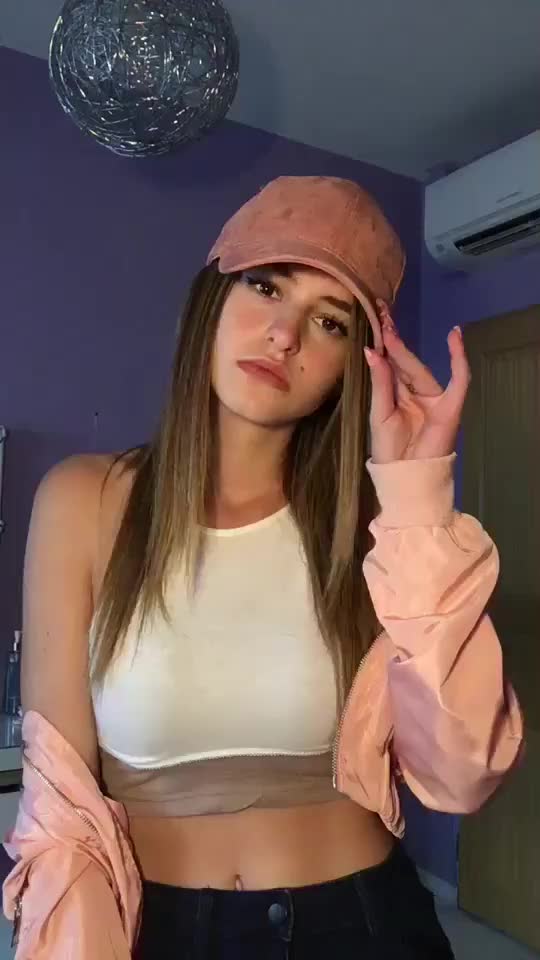 @F A N P A G E💕