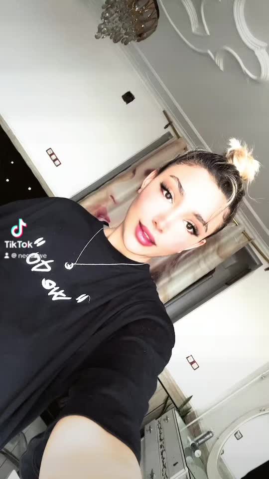 @𝑵𝒆𝒈𝒂𝒓🍓