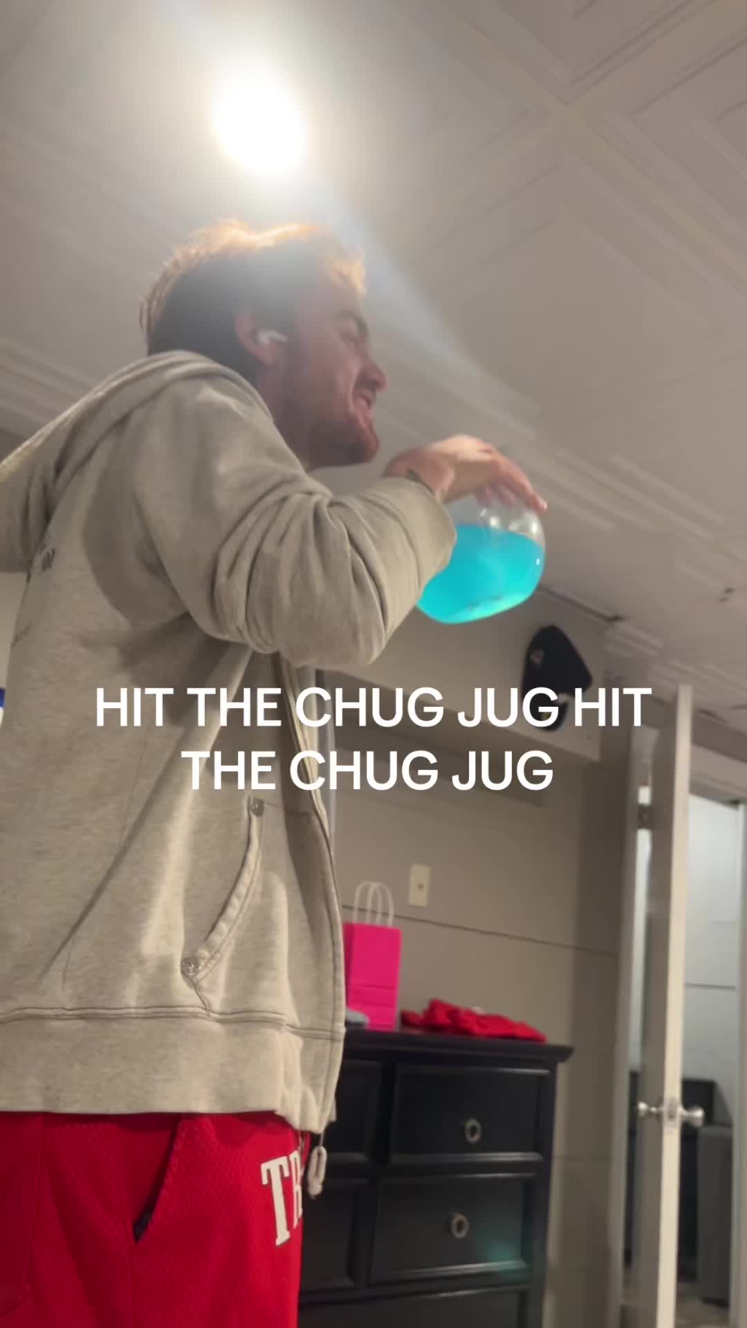 @olivia