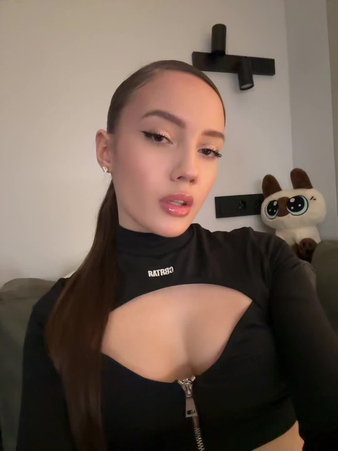 @shnyasha