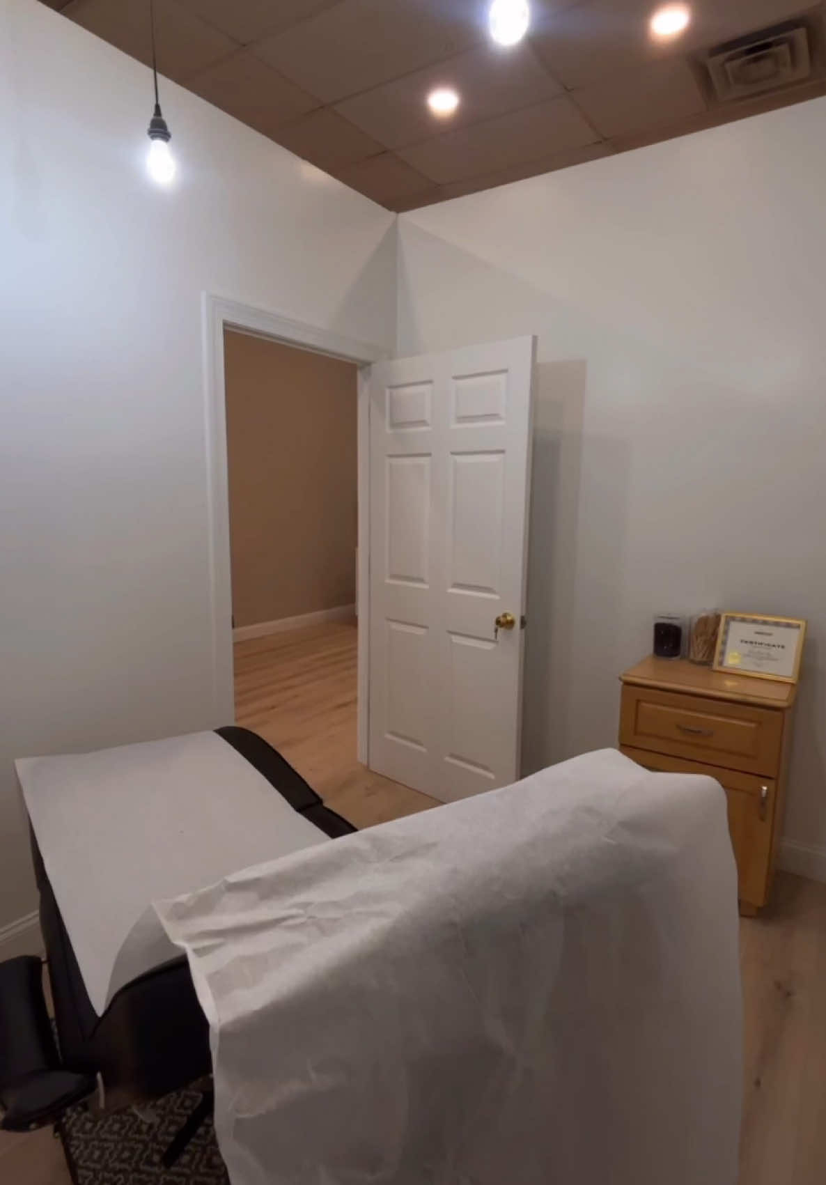 @uptownsalonandsuites