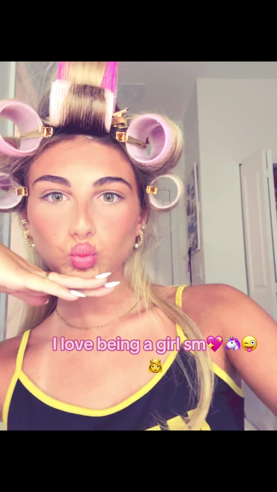 @maddie🦄