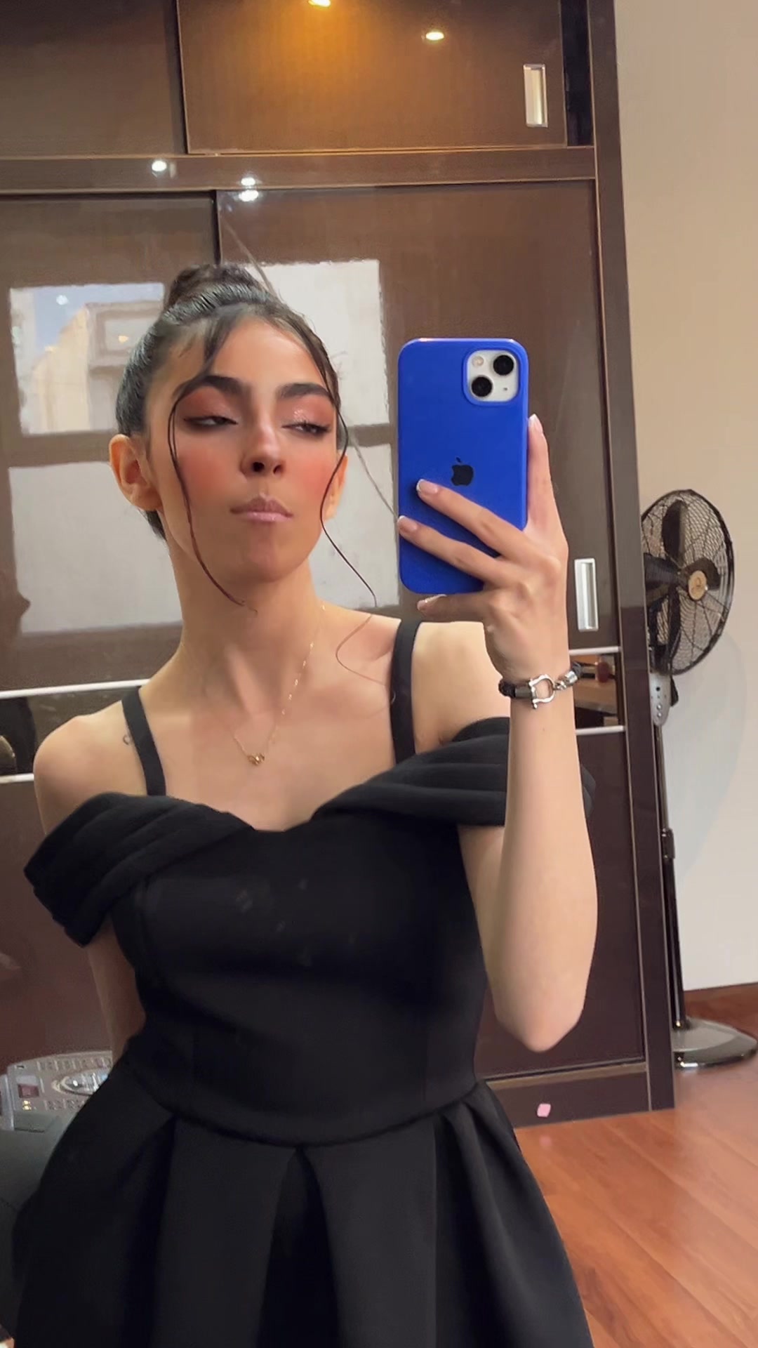 @tarabehboodi