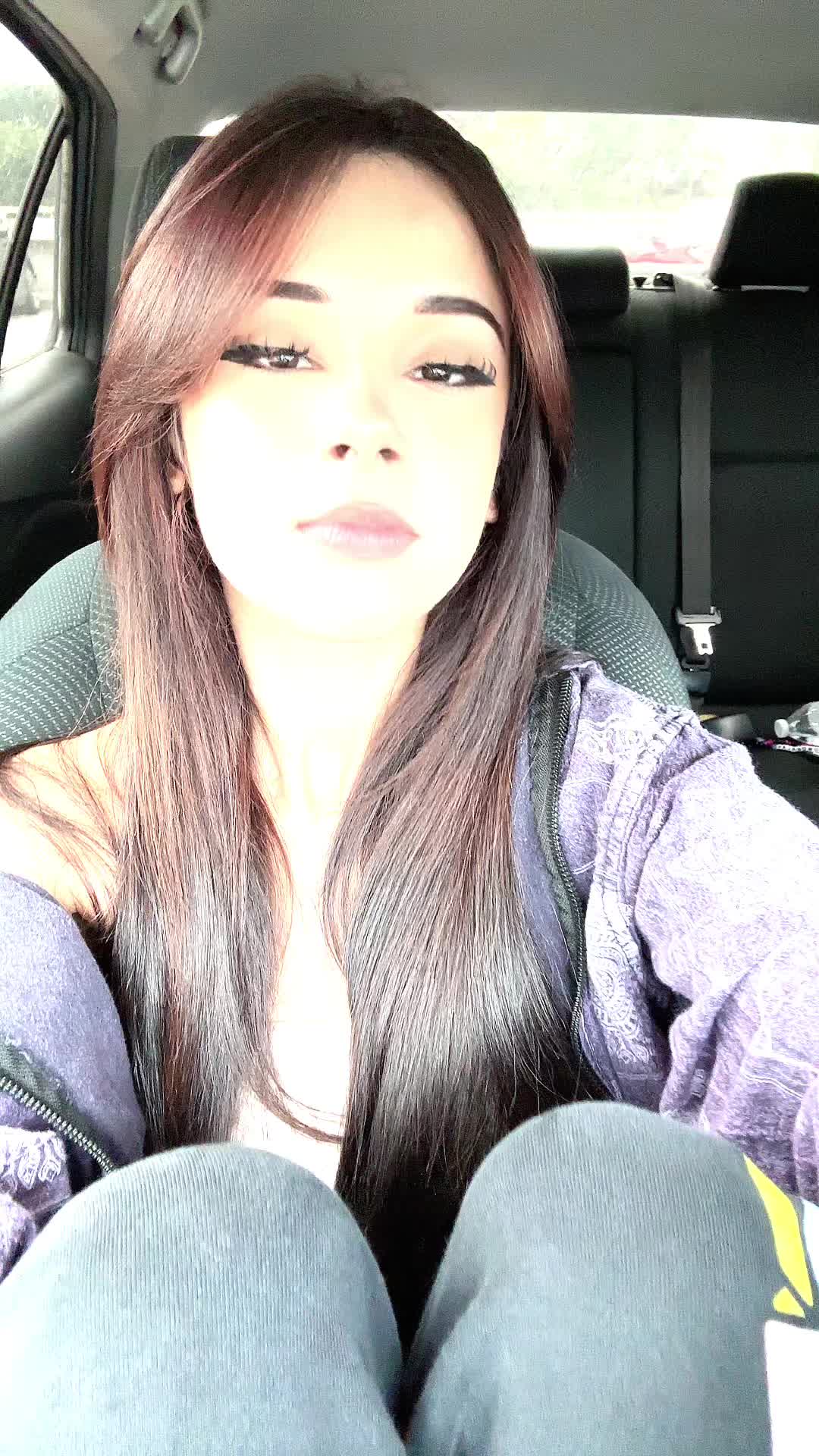 @Priscila